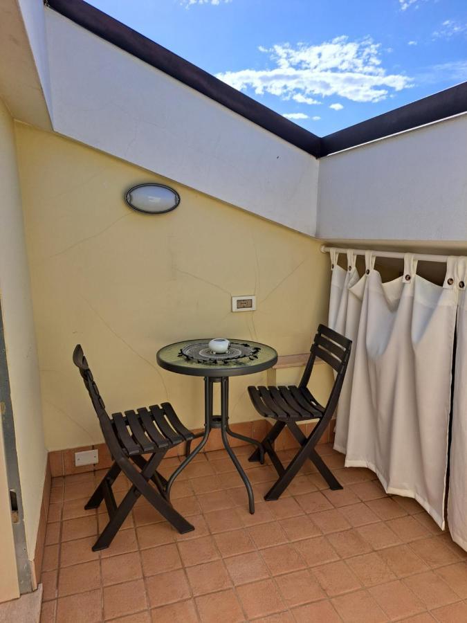 Mansarda di Grazy Appartamento Città Sant'Angelo Esterno foto